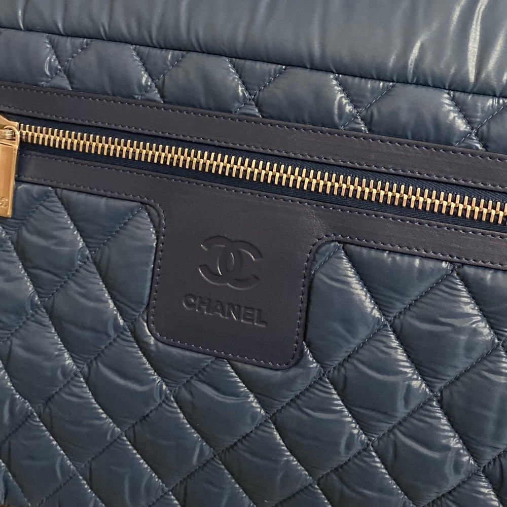 Chanel Coco Cocoon Messenger Bag 💙SOLD 💙 - Picture 2 of 8
